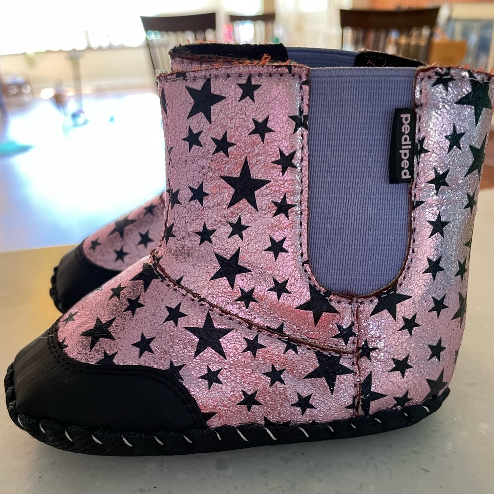SOLD New! Pediped Originals Rihanna Pink Star Boot, 12-18 months